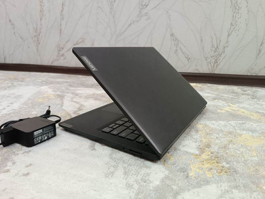 НОУТБУК Леново Сore i3 Windows 10.