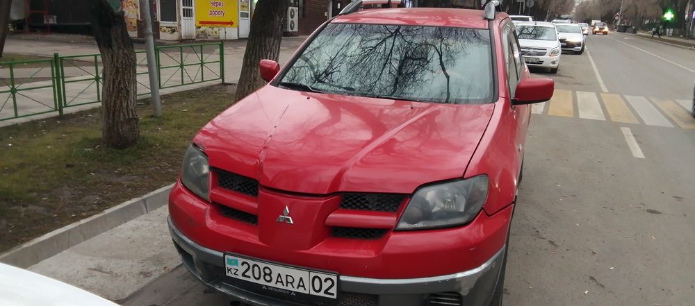 Митсубиси аутлендер