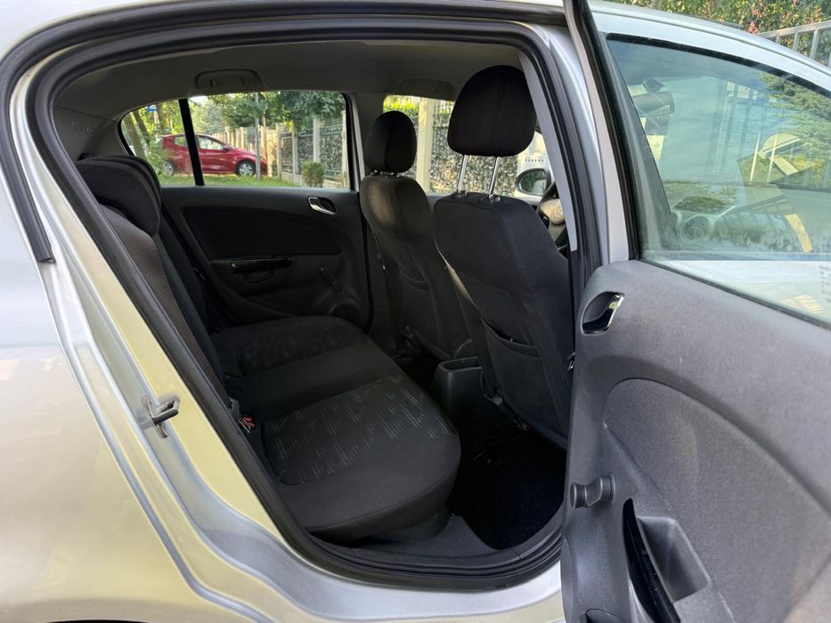 Opel corsa 2012 Euro 5 1.4 Benzina 150.000 KM Carte service