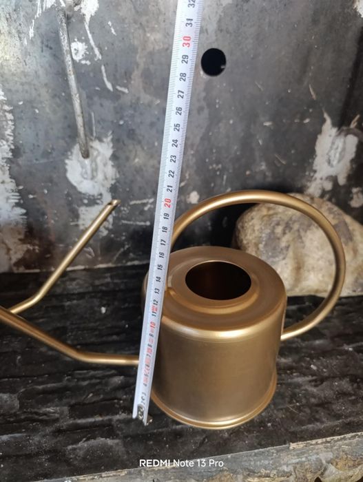 Метални лейки цвят старо злато