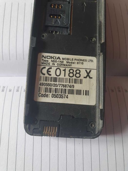 Nokia 5110 telefon colectie cu uzura carcasa