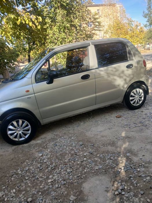 Автомобил матиз 2009