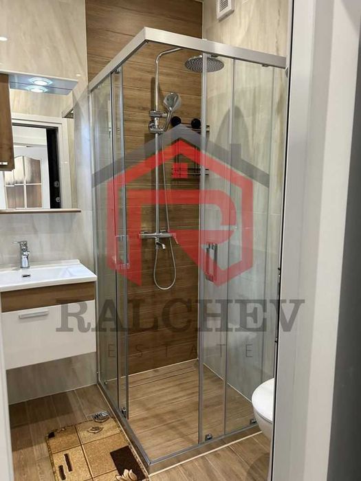 Продава се Двустаен апартамент в Варна, Победа - 60 кв.м за 2984 €/кв.м - Снимка #2