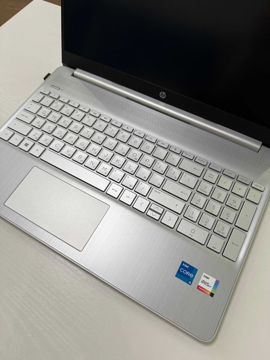 15.6" HP 15s-fq2026ur, Core i5, RAM 8ГБ, 512ГБ, Intel Iris Xe Graphics