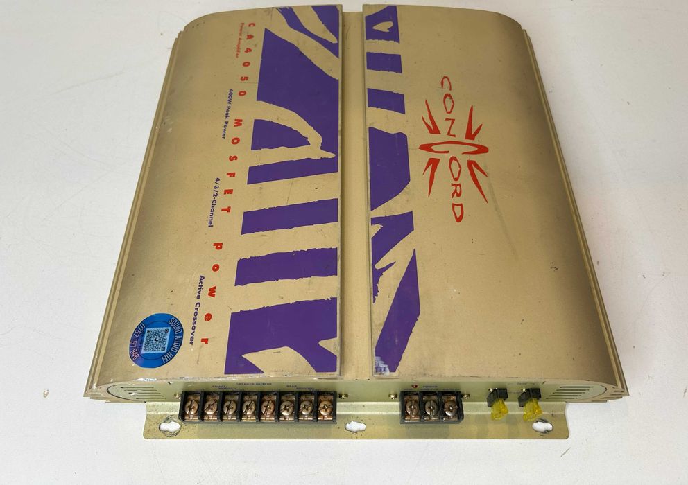 Vand amplificator statie auto Concord CA 4050