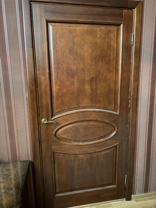 Дверь буу идеальном состаяние