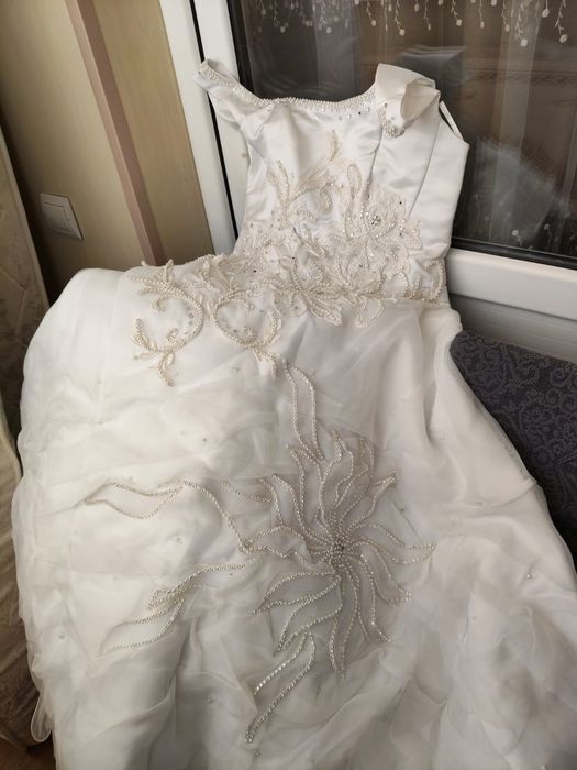 Продам свадебное платье