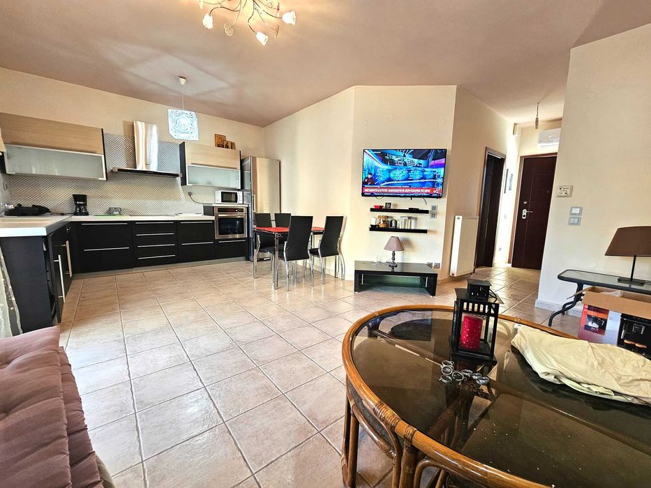 ПРОДАВА СЕ апартамент 65 кв.м. в НЕА ПЕРАМО Кавала (код 8354)