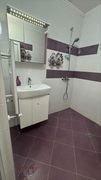 3-стаен в София-Разсадника площ 125 цена 750
