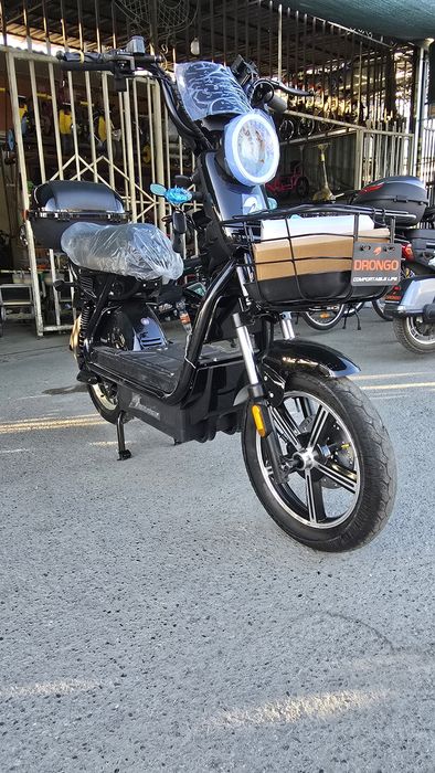 DRONGO JK tesla skuter