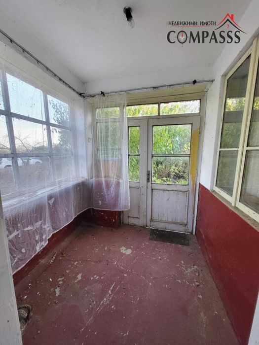 с. Изворово, Общ. Ген. Тошево, къща с двор – 17000евро!