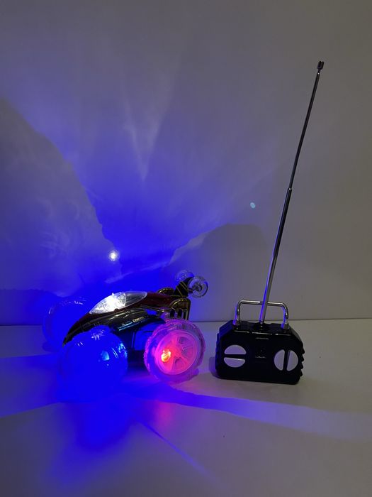 Детска количка с дистанционно управление