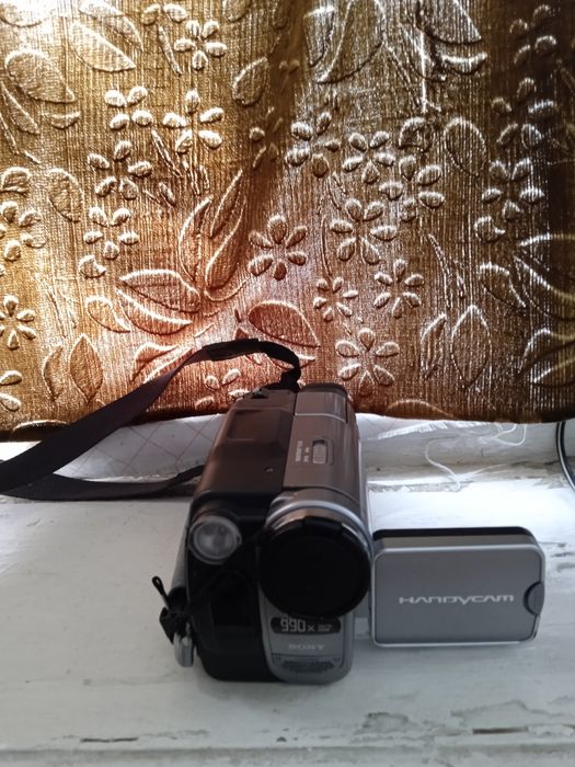 Видеокамера sony handicam