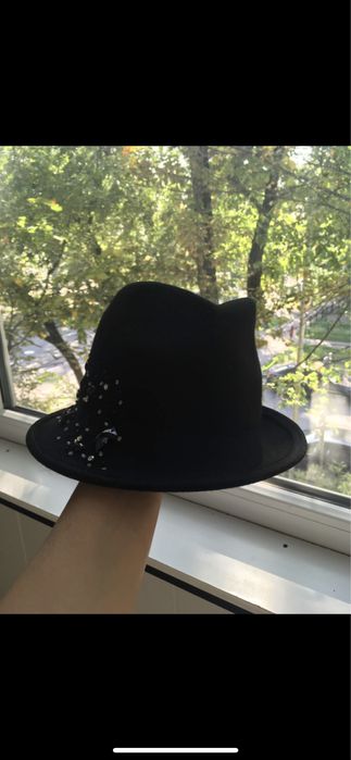 Шляпа унисекс черная