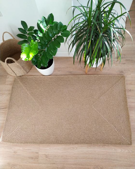 Ковер из джута ручной работы