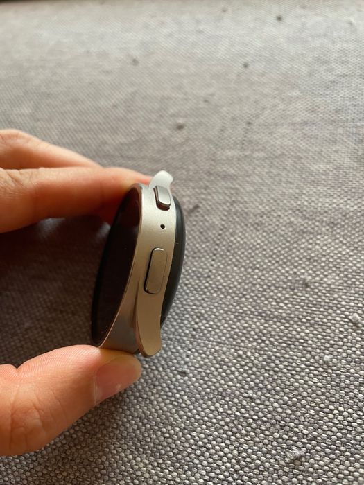 Продавам Samsung Galaxy Watch 5 Pro