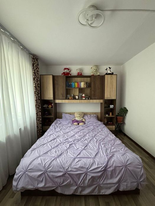 Inchiriez aparament 2 camere - Targu Jiu (Aleea Plopilor)