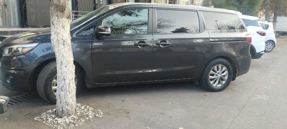 КИА карнивал седона