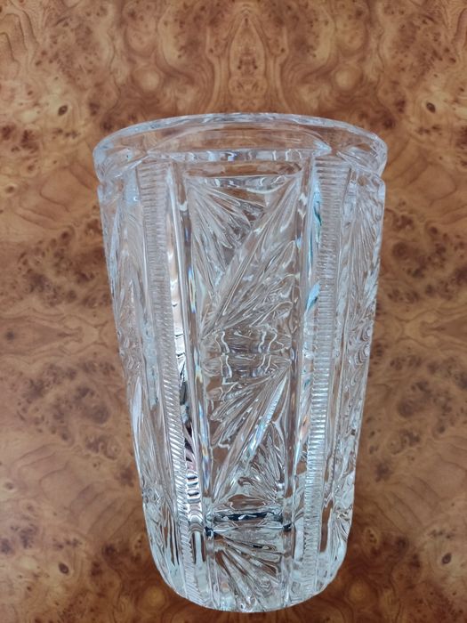 Ваза хрустальная