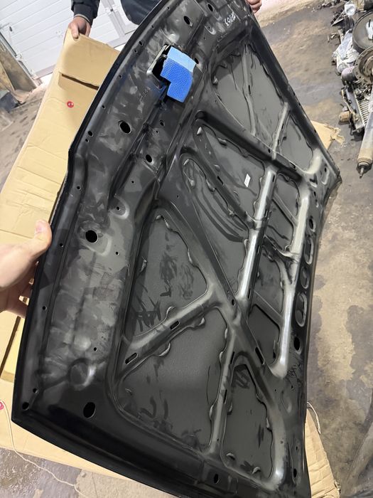 Капот на ниссан примера