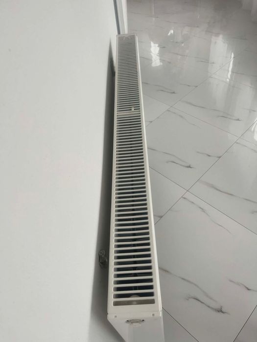 8 calorifere panou oțel tip 22 – noi, nefolosite – diverse mărimi