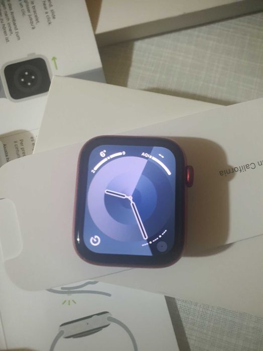 Apple Watch Series 6 GPS + Cellular, 44mm RED
