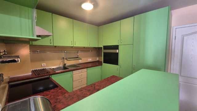 Дава се под наем Тристаен апартамент в София, Център - 111 кв.м за 1346.4 € - Снимка #1
