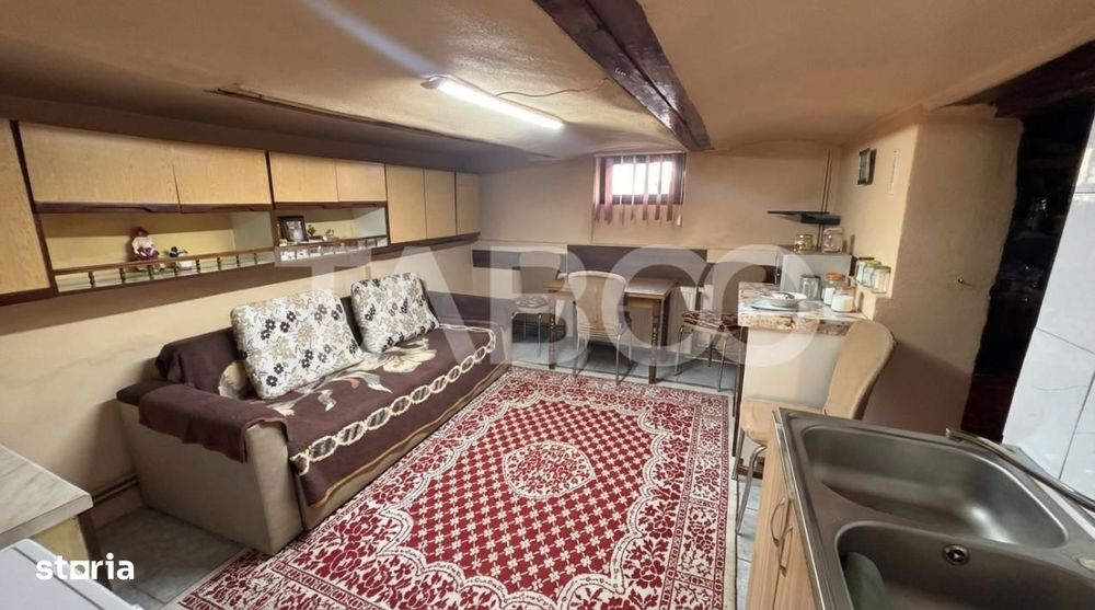 Casa individuala de vanzare 756 mp teren Sura Mare zona deosebita