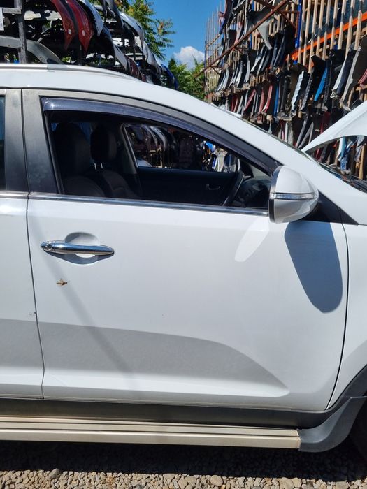 Usa Dreapta Fata Kia Sportage III 2010 - 2014 SUV 4 Usi Casa White WD (1599) Garantie