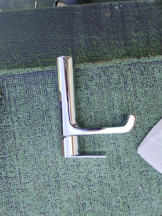 Продавам душ смесители Hansgrohe