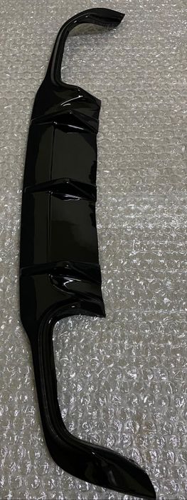 Дифузьор за задна броня за Мерцедес в204 фейс / Mercedes w204 Facelift