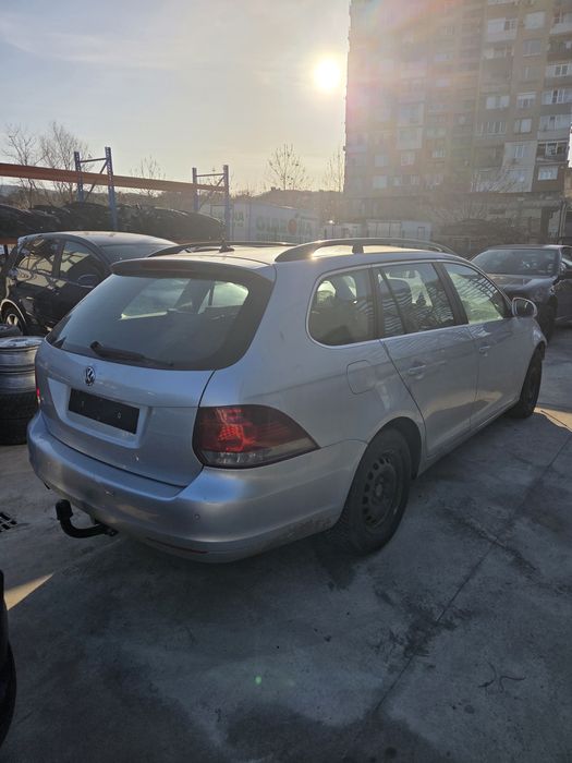 VW Golf 6 1.6 TDI (НА ЧАСТИ)