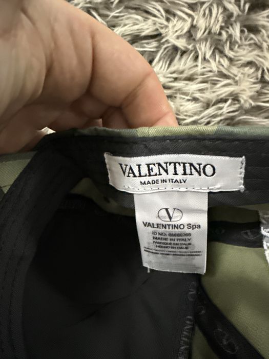 Sapca Valentino model rar Premium
