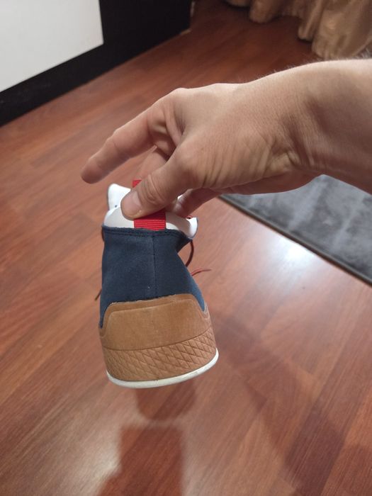 Pantof piele întoarsă Gaudi