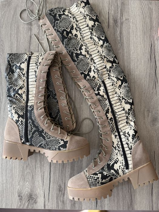 Високи ботуши/чизми бежови