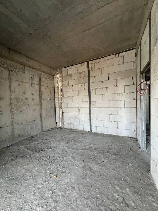 Новостройка Сергели 1ком. 38 м² коробка.