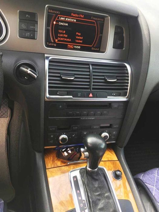 Продам автомобиль audi q7