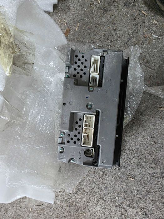 Медия Toyota Avensis t25