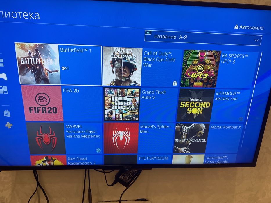Ps4 продаю 1 tb 2 джойстика
