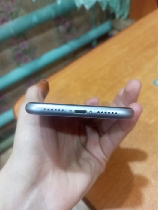 продам айфон11 iphone11