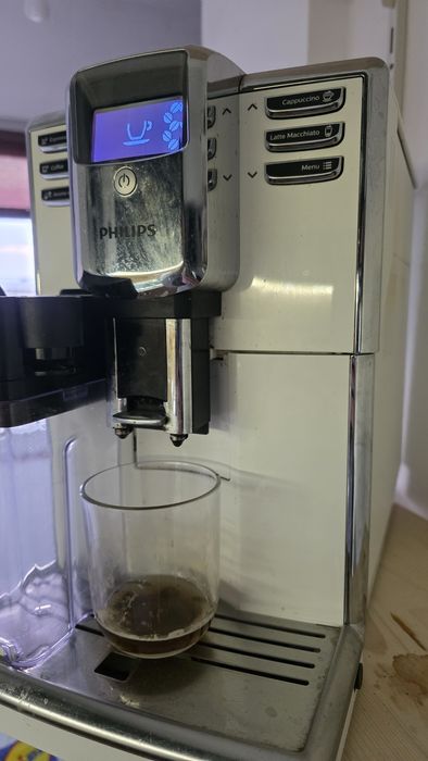 Expresor Philips latte