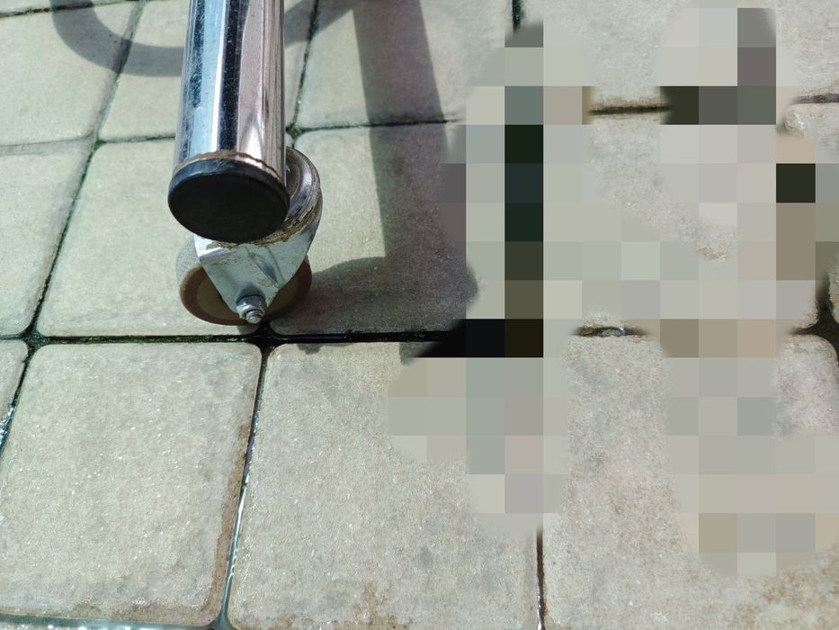 кийим вещелка сотилади. Б/У