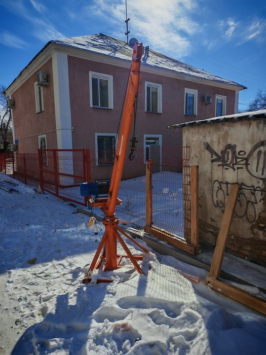 Мини кран для работы