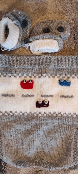 Вълнен комплект за 9-12 месеца