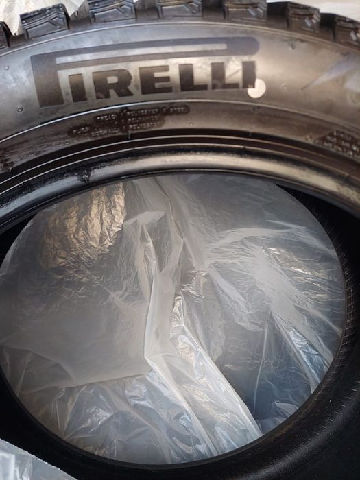 Шины Pirelli 255/45/20