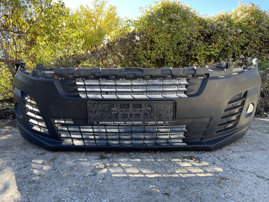 Предна броня за Пежо Експерт Peugeot Expert Citroen Jumpy 2016 3бр