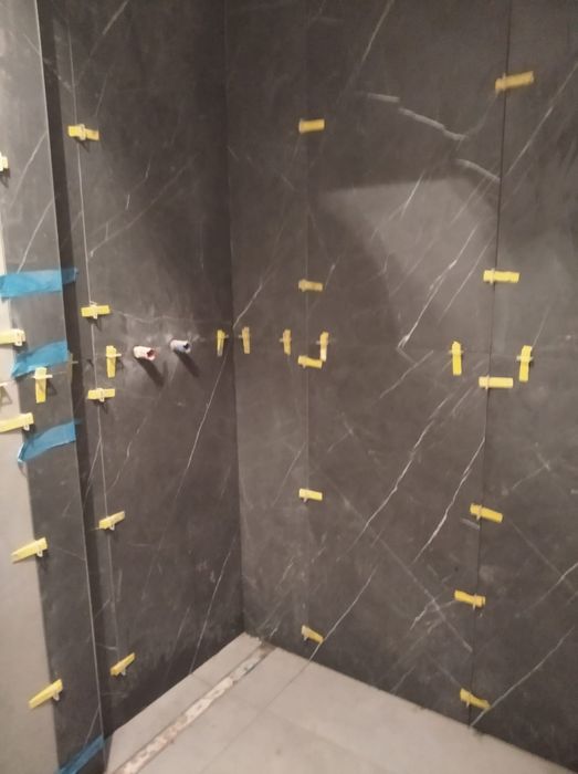 Faianțar ,montat gresie faianță,renovare baie, meșter ,meseriaș,zugrav