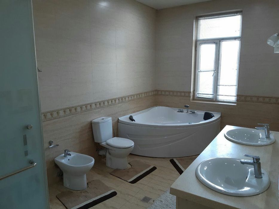 Сдаётся в аренду дом премиум класса на Юнусабаде.