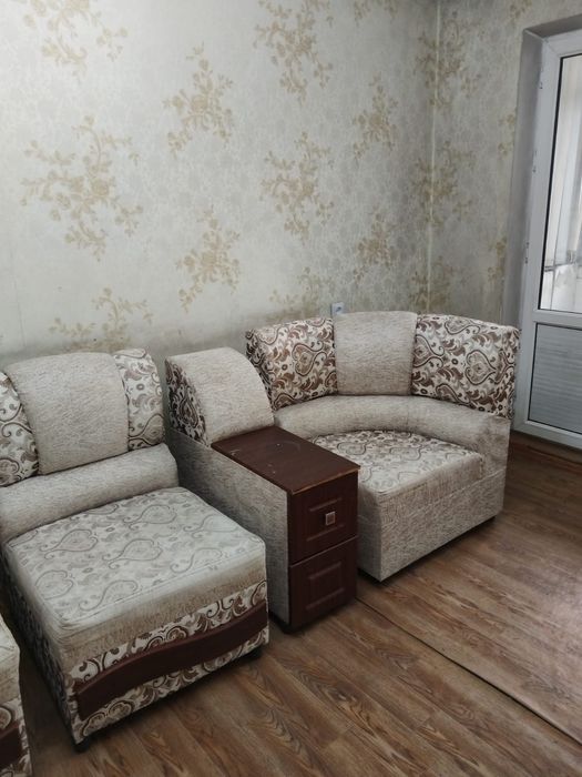 Продам диван б/у после хим чистки