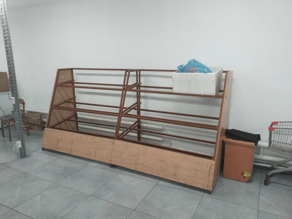 Торговая витрина для магазина.